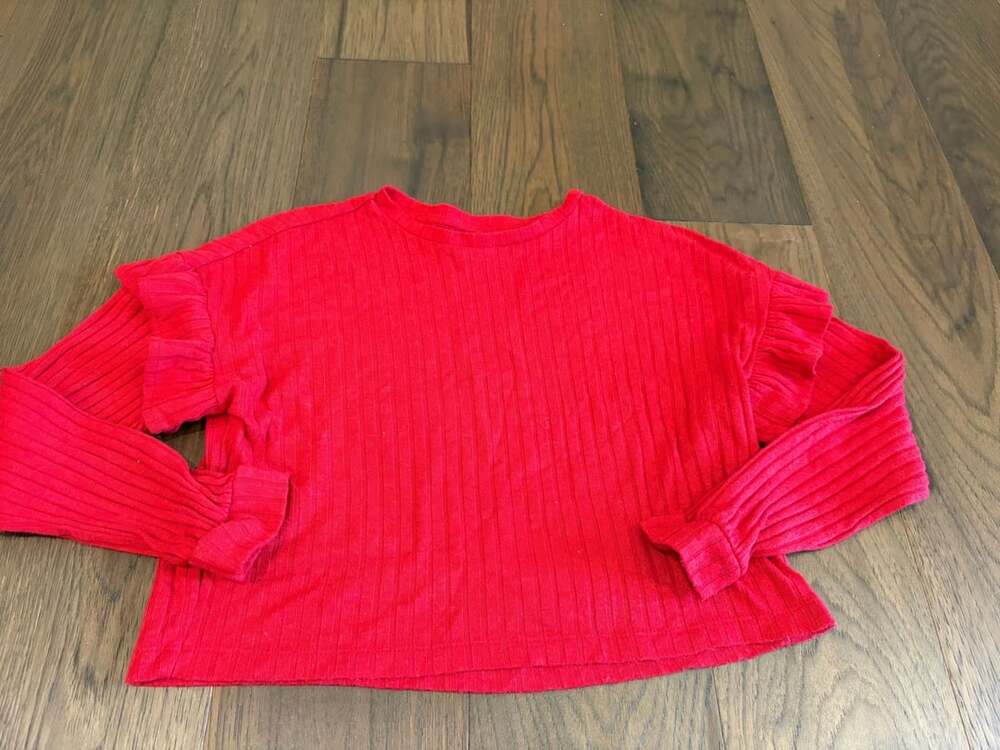 Old Navy Ribbed Sweater Size L (10-12) Red Ruffle Sleeves